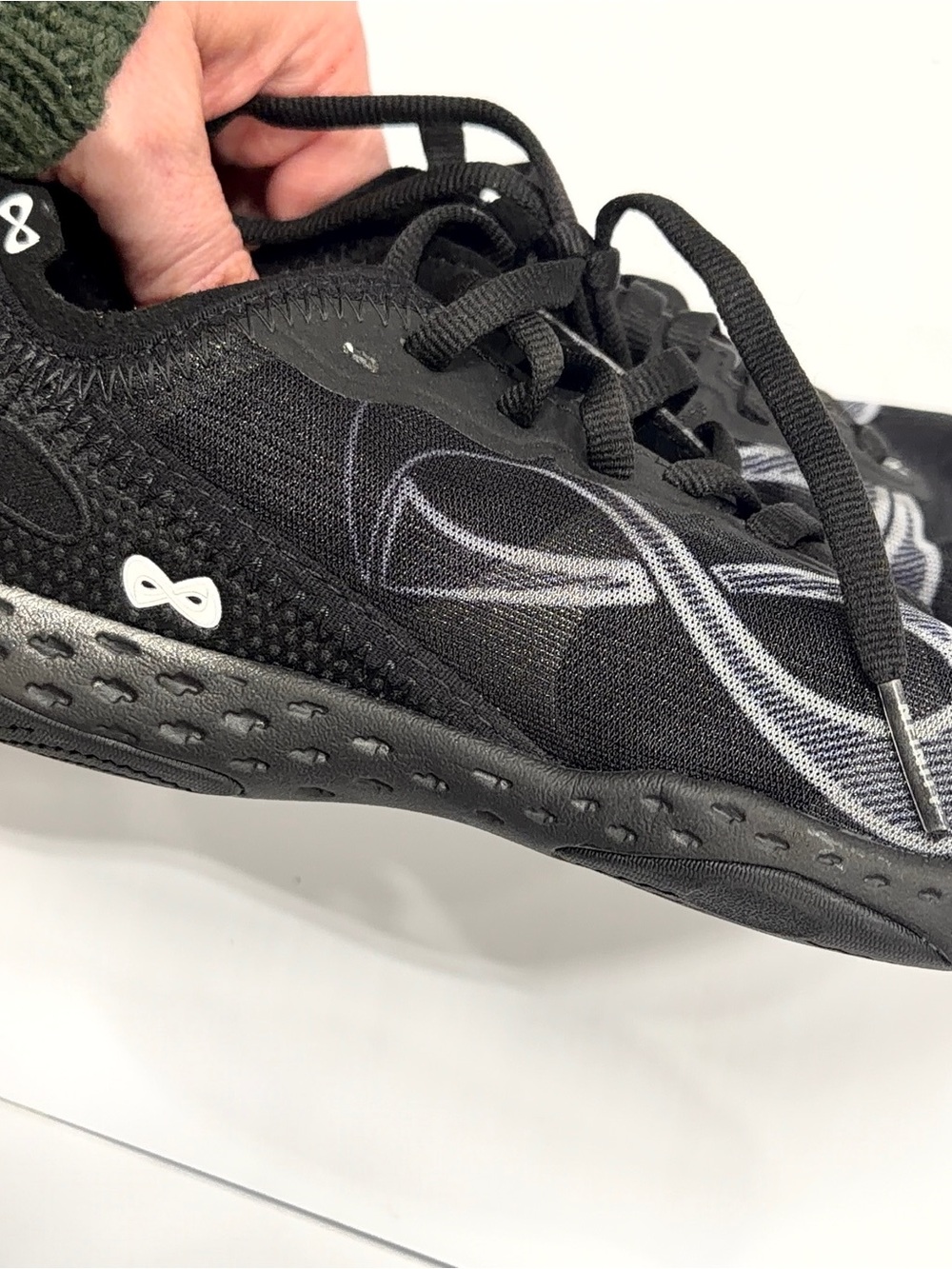 NFINITY Alpha cheer shoes, black sizes 5 and 5.5